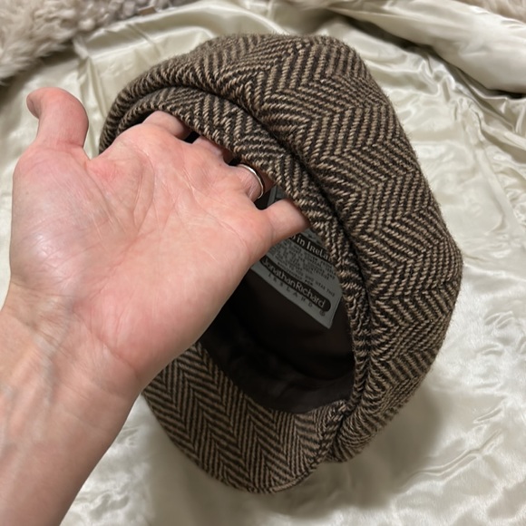 Tweed Hat (wool) - Picture 5 of 9